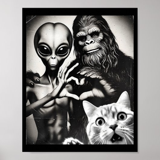 Funny Cat Selfie With Romantic Bigfoot In Love Wit Poster (Vorne)
