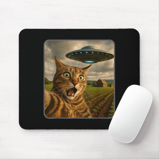 Funny Cat Selfie With Ufo Alien Meme Mousepad (Mit Mouse)