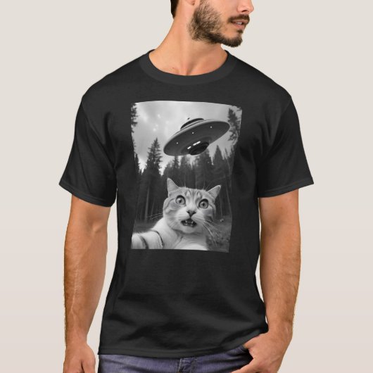Funny Cat Selfie with UFO Alien T-Shirt (Vorderseite)