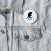 Funny Cat Swatting Orange Off Table On Election Da Button (Beispiel)