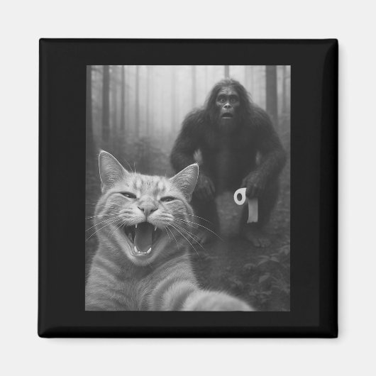 Funny Cat überrascht glücklich Selfie mit Bigfoot Magnet (Vorne)