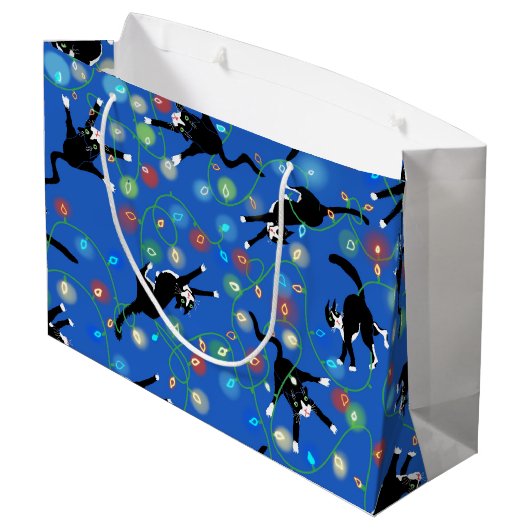 Funny Cat und die Weihnachtslichter Große Geschenktüte (Rückseite Schrägansicht)