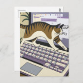 Funny Cat Walking on Computer Postkarte (Vorne/Hinten)