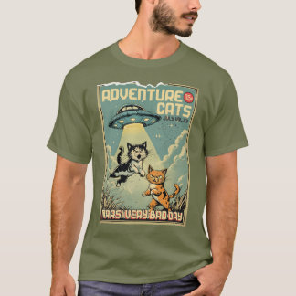 Funny cats comic book alien abduction sci-fi T-Shirt