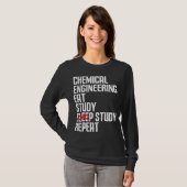 Funny Chemical Engineering Eat Study Repeat Gift T-Shirt (Vorne ganz)
