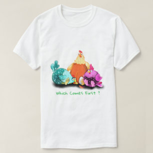 Funny Chickens Wart Eier zu Hatch - Dein Text T-Shirt