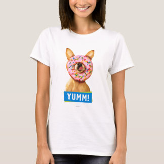 Funny Chihuahua Hund mit Sprinkle Donut auf Nase T-Shirt