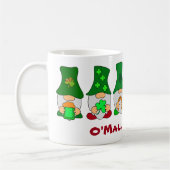 Funny Chillin mit My Gnomies St Patricks Day Kaffeetasse (Links)