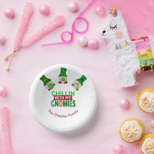Funny Chillin mit My Gnomies St Patricks Day Pappteller (Party)