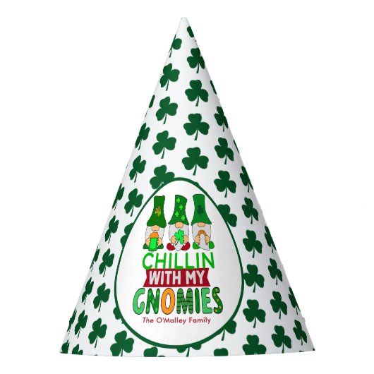Funny Chillin mit My Gnomies St Patricks Day Partyhütchen (Vorderseite)