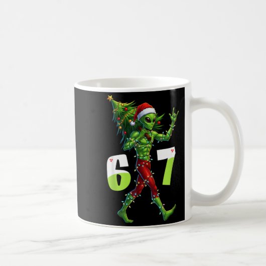 Funny Christmas Alien Six Seven Meme 67 Santa Hat  Kaffeetasse (Rechts)