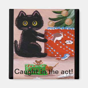 Funny Christmas Cat Maus Present Creationarts Magnet