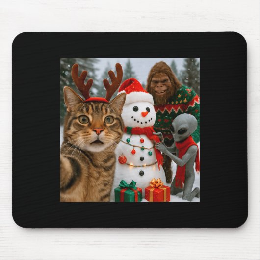 Funny Christmas Cat Selfie With Bigfoot Alien & Mousepad (Vorne)