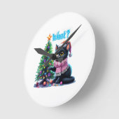 Funny Christmas Cat Was mit Baumsticker Runde Wanduhr (Winkel)