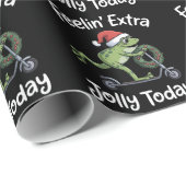 Funny Christmas Frog Feeling Extra Jolly Today Geschenkpapier (Rolleneckpunkt)