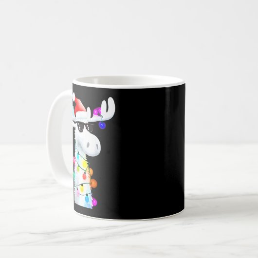 Funny Christmas Moose With Sungles And Holiday Lig Kaffeetasse (Vorderseite Links)