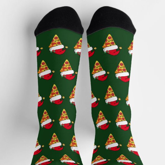 Funny Christmas Pizza Scheiben in Weihnachtsmannmü Socken (Oben)