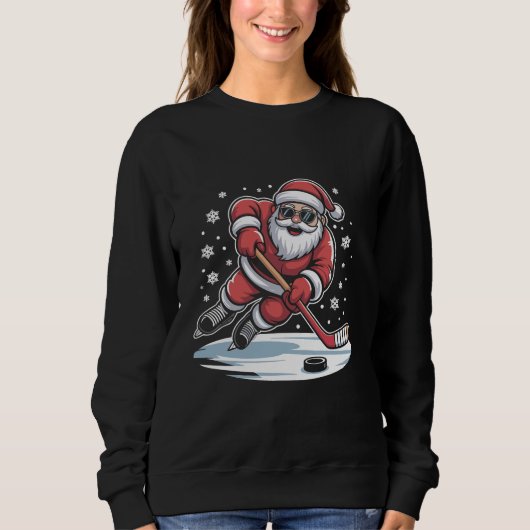 Funny Christmas Santa Playing Ice Hockey Xmas Sweatshirt (Vorderseite)