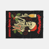 Funny Christmas Skeleton Champagne And Candy Canes Fleecedecke (Vorderseite (Horizontal))