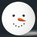 Funny Christmas Snowman Tischtennisball<br><div class="desc">Ein glücklicher Schneemann stellt sich Tischtennis-Design für Ihren Urlaub Tischtennis-Turniere.</div>