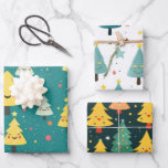 Funny Christmas Trees Geschenkpapier Set<br><div class="desc">Auf diesen bunten,  kleinen Weihnachtsbäumen lächeln sonnige Gesichter. Gelb und aquamarin dominieren unter anderen Farben,  einschließlich Schwarz und Weiß,  auf diesen Retro-Aquarell-Designs. Jede der drei Blätter des Packpapiers hat ein anderes Muster,  das die anderen ergänzt,  sodass Sie sie in verschiedenen Geschenkverpackungsprojekten oder zusammen verwenden können.</div>