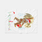 Funny Christmas Xmas Bigfoot Believe Sasquatch In Fleecedecke (Vorderseite (Horizontal))
