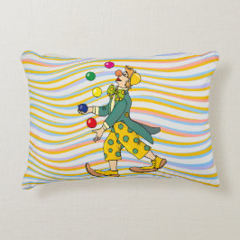 Funny Clown spielen mit farbenfrohen Balls Dekokissen