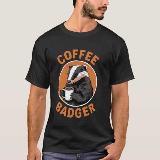 Funny Coffee Badger - Kaffeetasse Experte T-Shirt (Vorderseite)