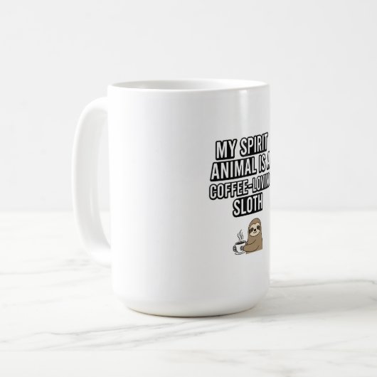 Funny Coffee Sloth T - Shirt | Mein Geist Tier ist Kaffeetasse (Vorderseite Links)