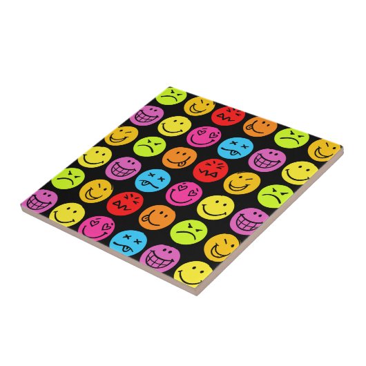Funny Colorful Faces Fliese (Seite)