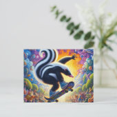 Funny Colorful Skunk Skateboarding Postkarte (Stehend Vorderseite)