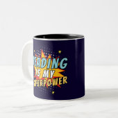 Funny Comic Book Reading ist meine Superpower Zweifarbige Tasse (Vorderseite Links)