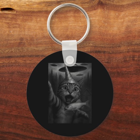 Funny Consracy Cat In Tin Foil Hat Panics At Alien Schlüsselanhänger (Vorderseite)