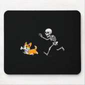 Funny Corgi Dog Steals Skeleton Bone Halloween Mousepad (Vorne)