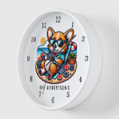 Funny Corgi spielt Poker auf einer Strandfamilie Uhr (Winkel)