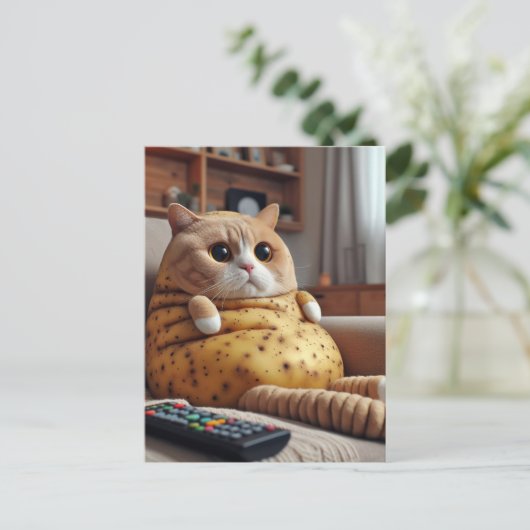 Funny Couch Potato Cat Postkarte (Stehend Vorderseite)