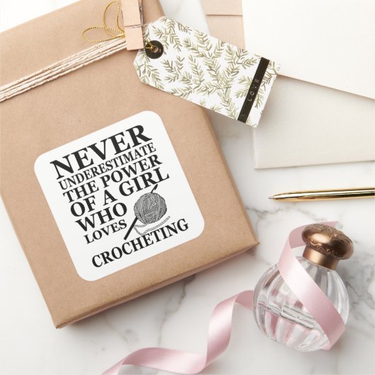 Funny Crochet zitiert Häkelchen Geschenk Quadratischer Aufkleber (Schenken)