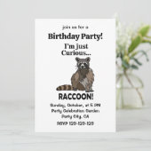 Funny Curious Raccoon Birthday Party Einladung (Stehend Vorderseite)