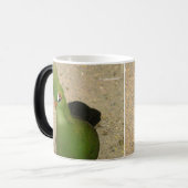 Funny Curry Guinea Turaco Green Bird Zweifarbige Tasse (Vorderseite Links)