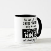 Funny Custom Chiropractor Geschenk Tasse (VorderseiteRechts)