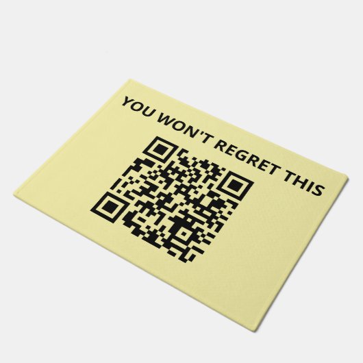 Funny Custom QR Code Fußmatte (Schrägansicht)