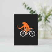 Funny Cycling - Octopus Riding Bicycle Postkarte (Stehend Vorderseite)