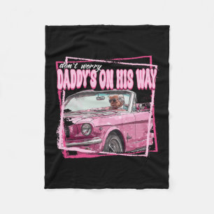 Funny Daddys Zuhause Trump Pink 2024 Nimm America  Fleecedecke