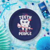 Funny Dentist - Wie Zähne besser als Menschen Pappteller