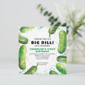 Funny Dill Pickle Pun Birthday Einladung (Stehend Vorderseite)