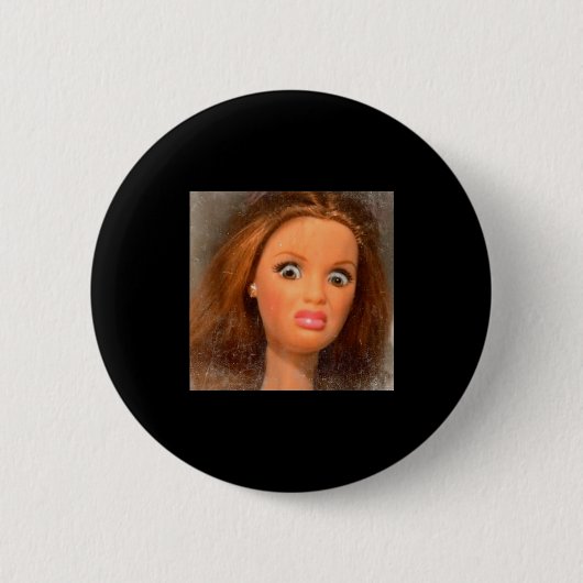 Funny Disgusting Doll Face Meme Button (Vorderseite)