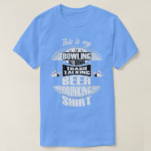 Funny Distressed Bowling Ball Throwing T T-Shirt (Design vorne)