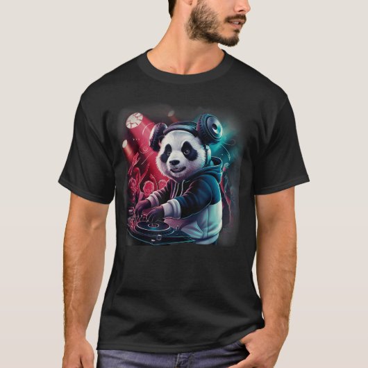 Funny DJ Panda T-Shirt (Vorderseite)