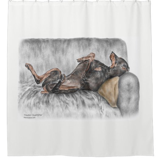 Funny Doberman on Sofa Duschvorhang (Vorderseite)