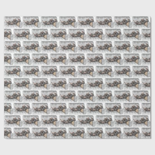 Funny Doberman on Sofa Geschenkpapier (Flach)